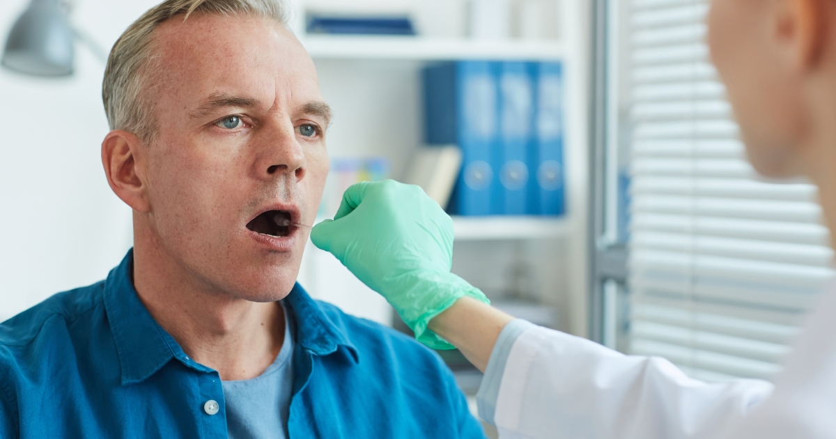what are the signs of cancer in the mouth